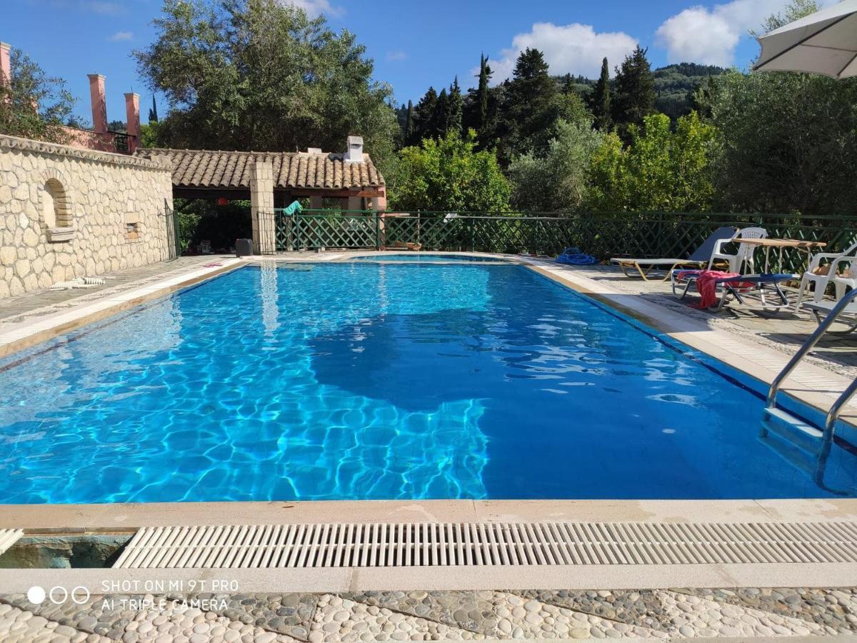 Pool Villa Grigoris Aspiotades Luaran gambar